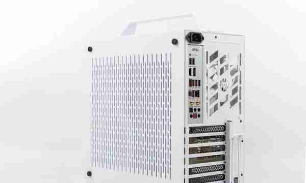ATX手提箱——机械大师C34极地白装机分享